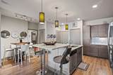 1-bedroom apartment at Avenue 900 in Euless